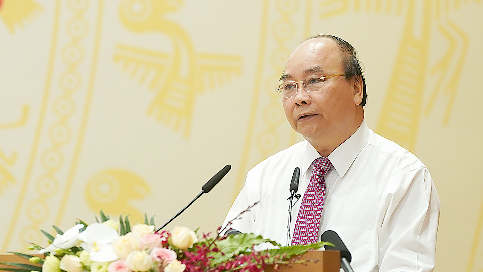 Thủ tướng Nguyễn Xuân Phúc phát biểu khai mạc phiên họp. 