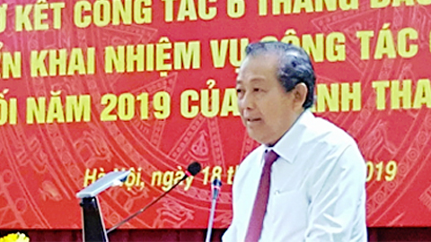 Phó Thủ tướng Trương Hoà Bình phát biểu chỉ đạo Hội nghị. 