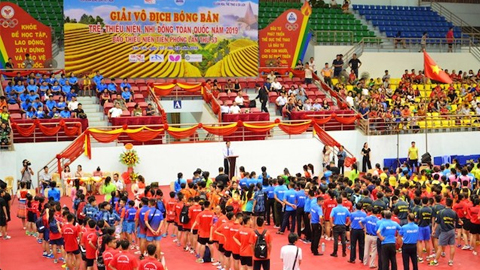 Khai mạc Giải bóng bàn trẻ toàn quốc tại Lào Cai.