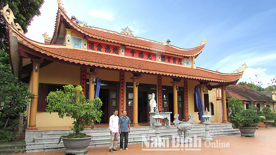 Di tích lịch sử - văn hoá Chùa Vân Tiên, thôn Vân Tiên, xã Yên Tiến (Ý Yên), nơi lưu giữ nhiều giá trị văn hoá đặc sắc trong dịp lễ hội làng truyền thống.