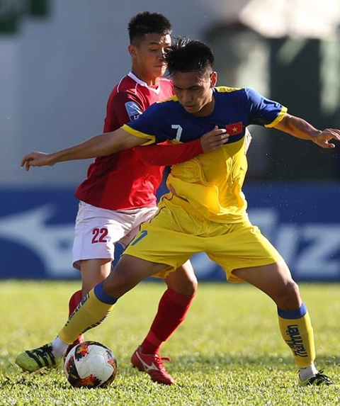  Cầu thủ U.21 tuyển chọn Việt Nam tích cực tập luyện. Ảnh: MINH TRẦN.