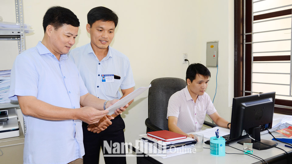 HĐND huyện Trực Ninh kiểm tra, rà soát các báo cáo chuyên đề về kinh tế - xã hội.