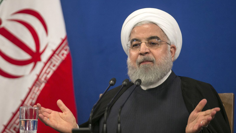 Tổng thống Iran Hassan Rouhani phát biểu trong cuộc họp báo tại Tehran. Ảnh: THX/TTXVN
