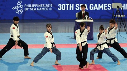 Ðội tuyển tê-cuôn-đô Việt Nam đoạt Huy chương vàng quyền đồng đội tại SEA Games 30.