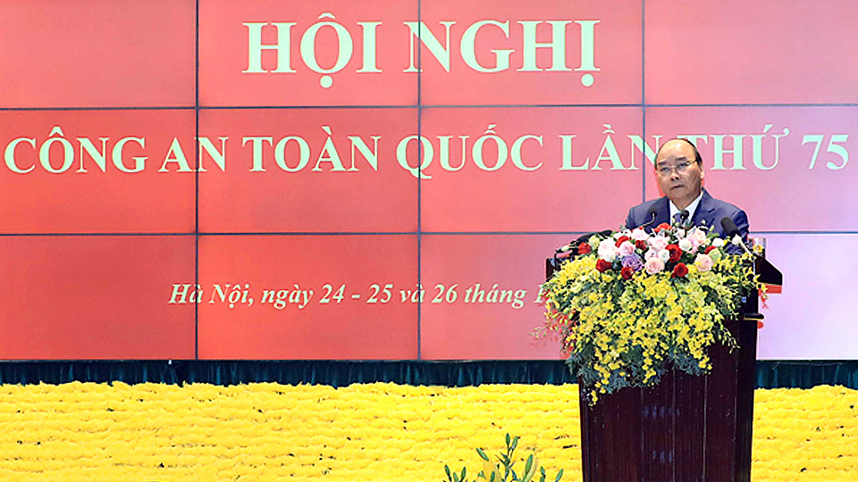 Thủ tướng Chính phủ Nguyễn Xuân Phúc phát biểu tại Hội nghị. Ảnh: VGP/Quang Hiếu