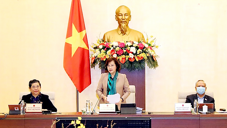 Chủ tịch Quốc hội Nguyễn Thị Kim Ngân phát biểu khai mạc Phiên họp thứ 43 của Ủy ban Thường vụ Quốc hội.  Ảnh: Trọng Đức - TTXVN