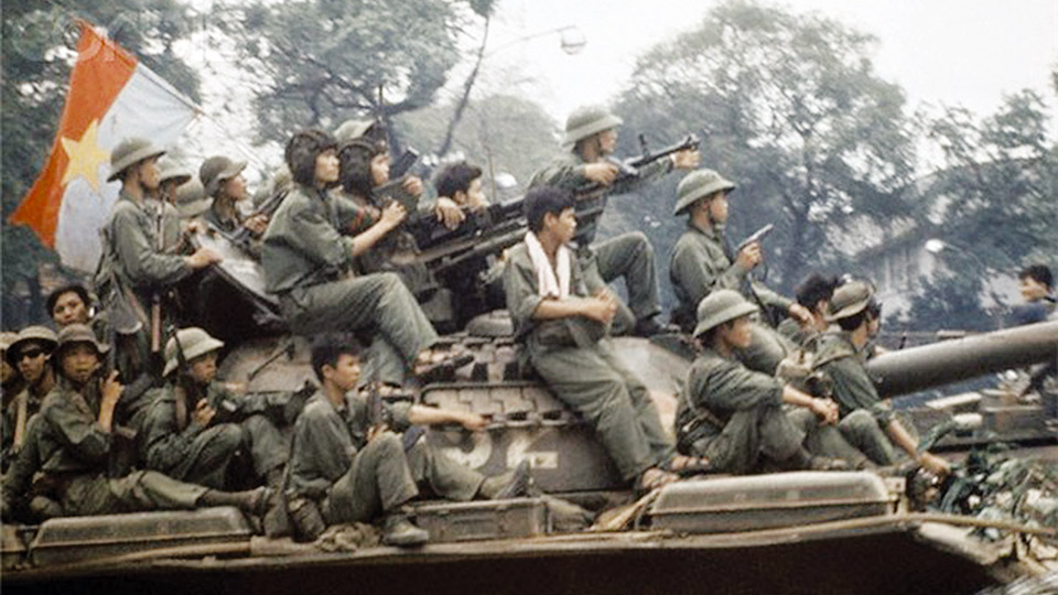 Xe tăng T-54 là một trong những “mũi tên thép” chủ lực của quân giải phóng đã đập tan mọi tuyến phòng ngự của Quân đội Sài Gòn.  Ảnh: Tư liệu