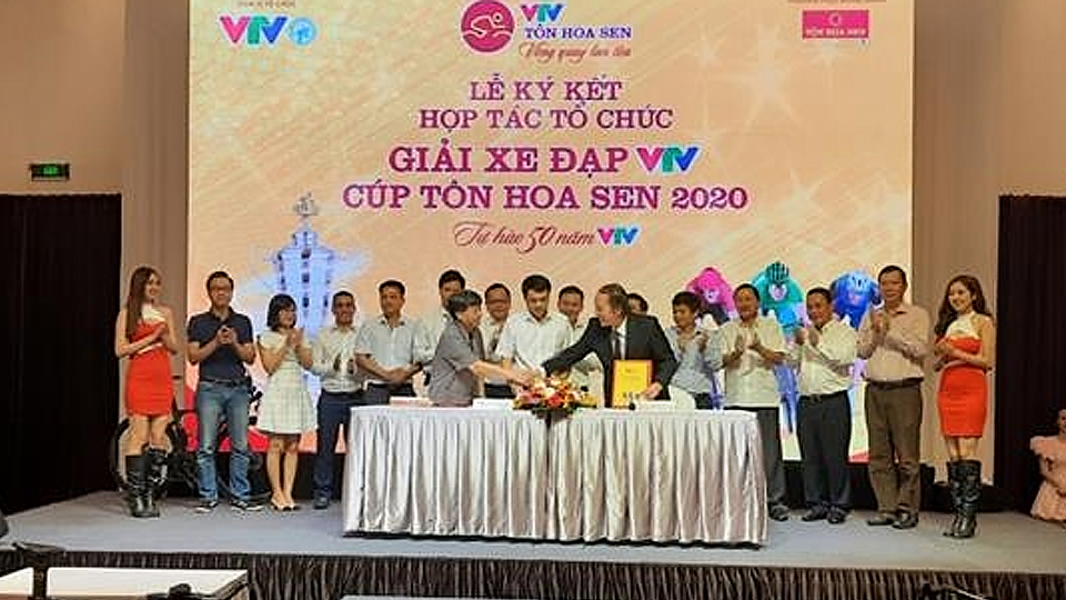 Lễ ký kết hợp tác tổ chức Giải xe đạp VTV Cúp Tôn Hoa Sen 2020 - lần thứ 5.