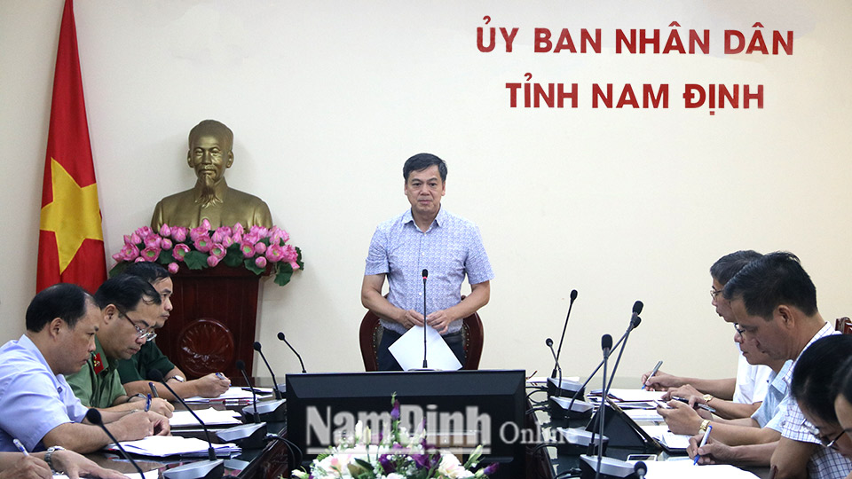 Đồng chí Trần Lê Đoài, TUV, Phó Chủ tịch UBND tỉnh phát biểu kết luận hội nghị.   Ảnh: Hoàng anh