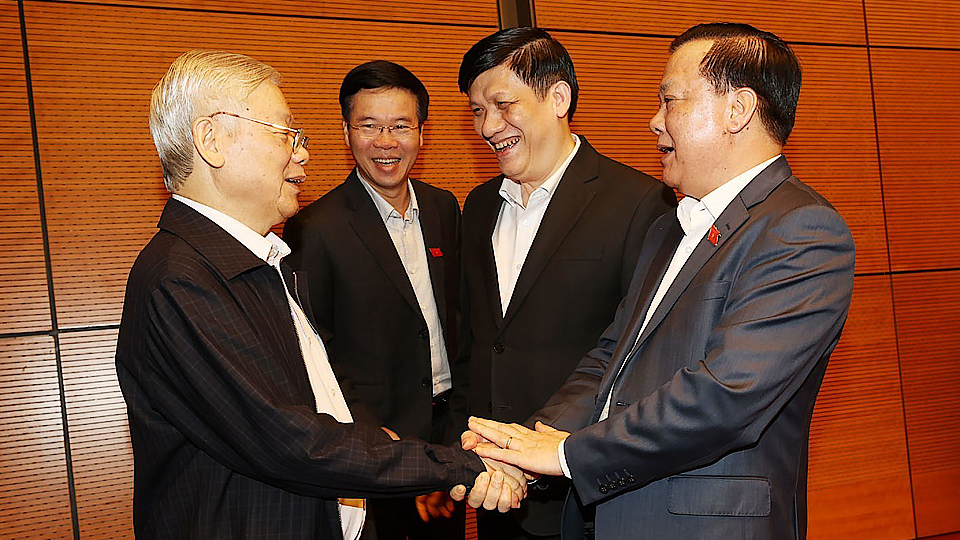 Tổng Bí thư, Chủ tịch nước Nguyễn Phú Trọng với các đại biểu dự kỳ họp. Ảnh: Trí Dũng - TTXVN