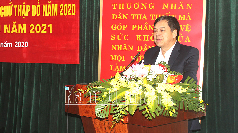 Đồng chí Trần Lê Đoài, Tỉnh uỷ viên, Phó Chủ tịch UBND  tỉnh phát biểu tại hội nghị.