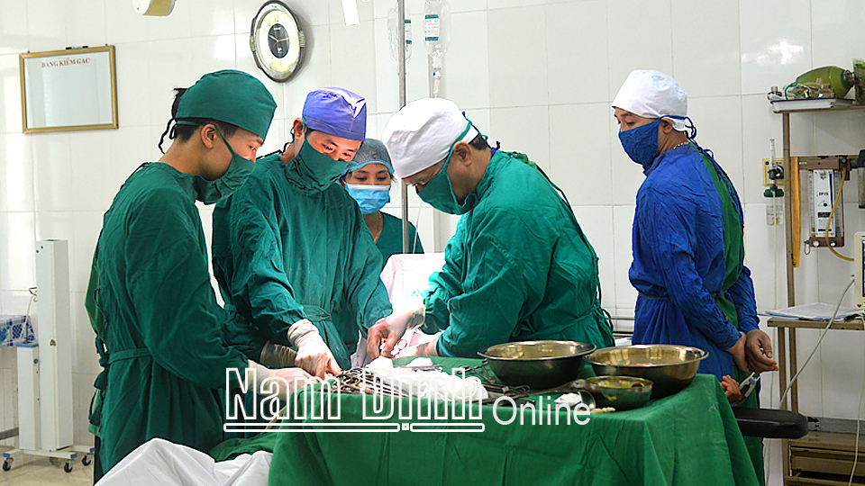 Trung tâm Y tế huyện Ý Yên đã làm chủ nhiều kỹ thuật khó trong khám chữa bệnh.