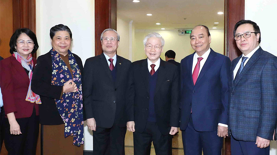Tổng Bí thư, Chủ tịch nước Nguyễn Phú Trọng với các đại biểu dự bế mạc Hội nghị.  Ảnh: Phương Hoa/TTXVN