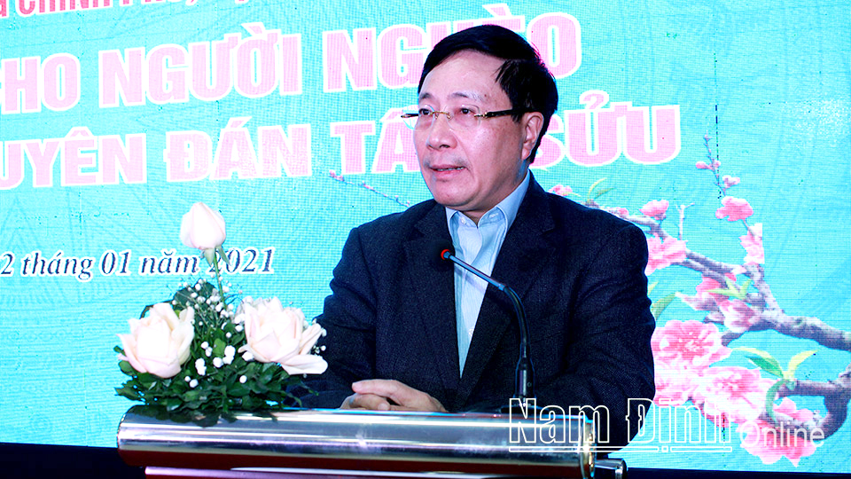 Đồng chí Phạm Bình Minh, Ủy viên Bộ Chính trị, Phó Thủ tướng Chính phủ, Bộ trưởng Bộ Ngoại giao phát biểu tại chương trình.