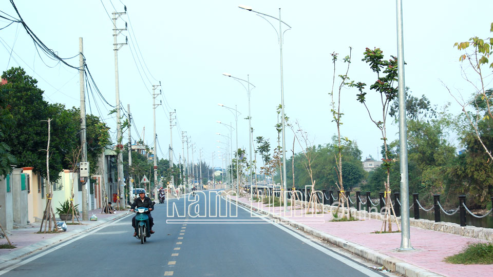 Hệ thống giao thông phường Lộc Hòa (thành phố Nam Định) được đầu tư nâng cấp góp phần thúc đẩy kinh tế - xã hội phát triển.  Bài và ảnh: Văn Huỳnh