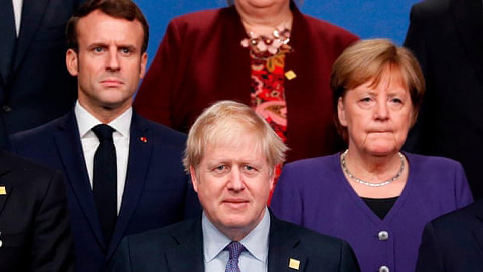 Tổng thống Pháp Emmanuel Macron, Thủ tướng Anh Boris Johnson và Thủ tướng Đức Angela Merkel (từ trái sang) tham dự hội nghị thượng đỉnh của NATO, tháng 12-2019. (Ảnh: Getty Images)