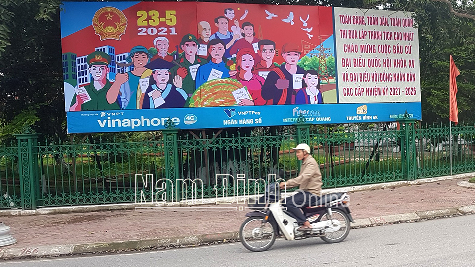 Pa nô, áp phích tuyên truyền bầu cử đại biểu Quốc hội và đại biểu HĐND các cấp, nhiệm kỳ 2021-2026 tại thị trấn Yên Định.