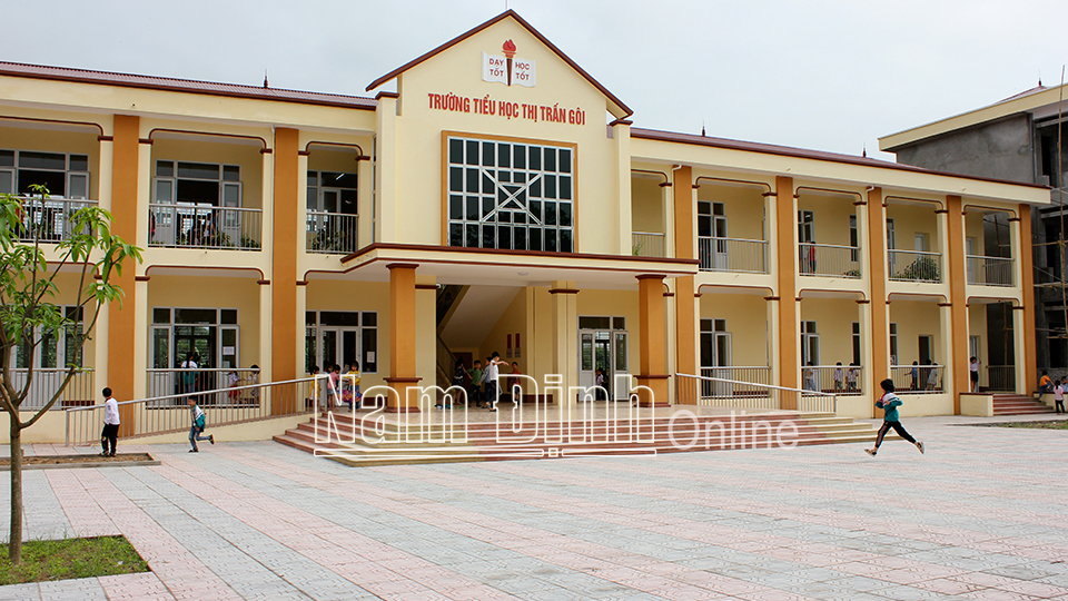 Công trình nhà 2 tầng 8 phòng học và các hạng mục phụ trợ Trường Tiểu học thị trấn Gôi mới hoàn thành và đưa vào sử dụng trong tháng 4-2021.