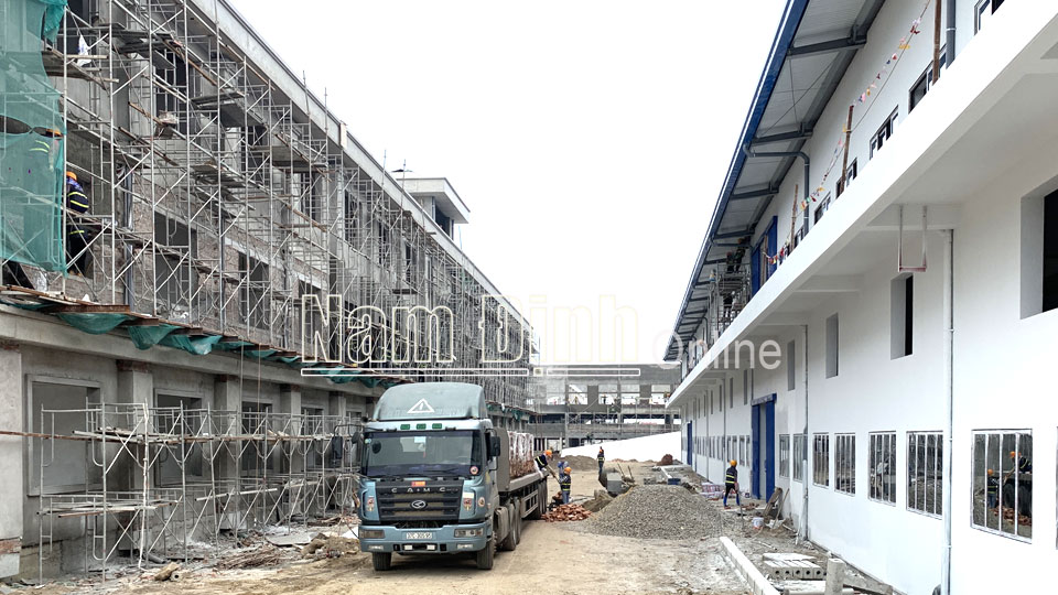 Công ty TNHH Nice Power đầu tư xây dựng nhà máy gia công đế và mũi giày dép tại xã Giao Tiến (Giao Thủy).