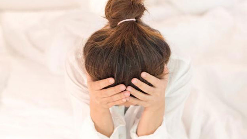 Mệt mỏi là triệu chứng rất thường gặp ở người nhiễm COVID-19.