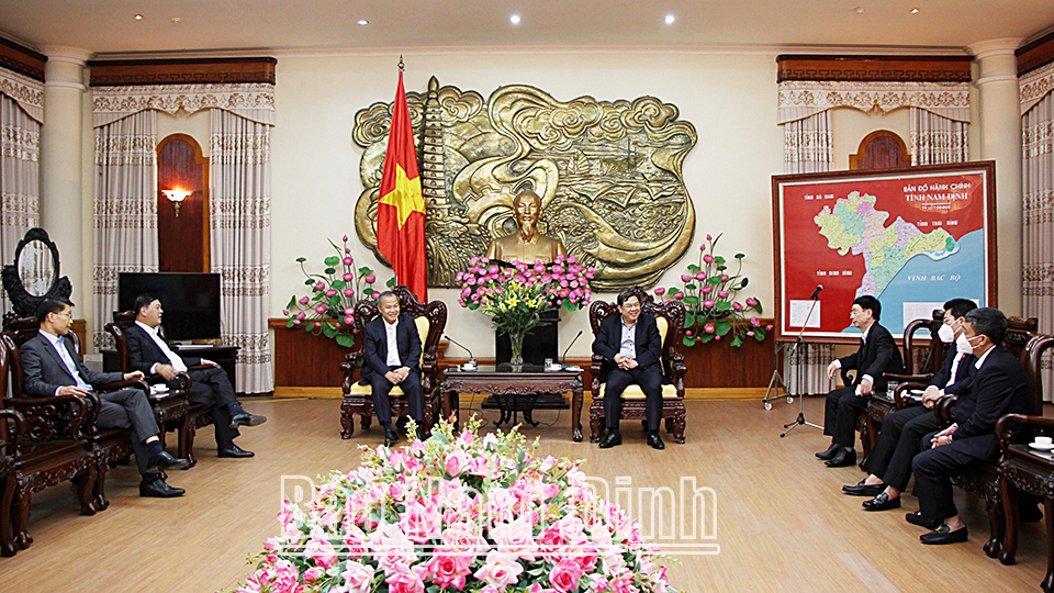 Các đồng chí lãnh đạo tỉnh làm việc với Đoàn các Đại sứ Việt Nam tại Nhật Bản, Singapore, Hồng Kong.