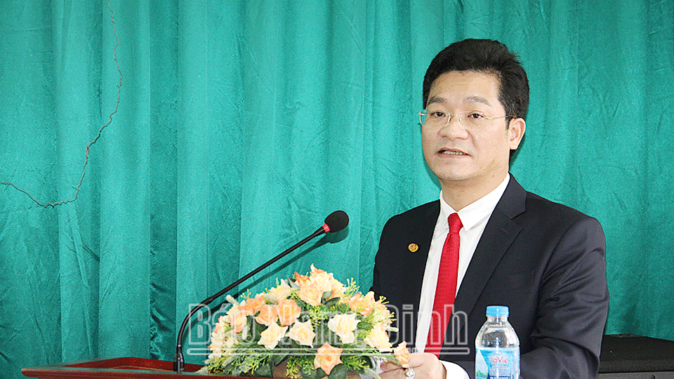 Đồng chí Trần Anh Dũng, Ủy viên Ban TVTU, Phó Chủ tịch Thường trực UBND tỉnh phát biểu chỉ đạo hội nghị.