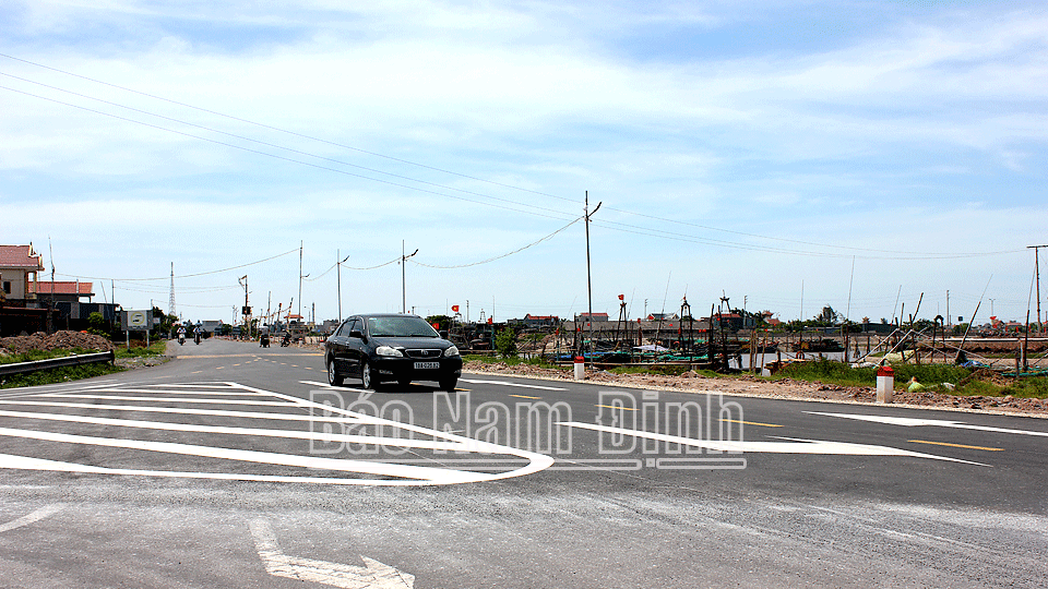 Dự án cải tạo, nâng cấp tuyến đường từ Quốc lộ 37B đến Cụm công nghiệp Thịnh Lâm (Giao Thuỷ) với tổng chiều dài 2,2km đã hoàn thành và đưa vào khai thác.