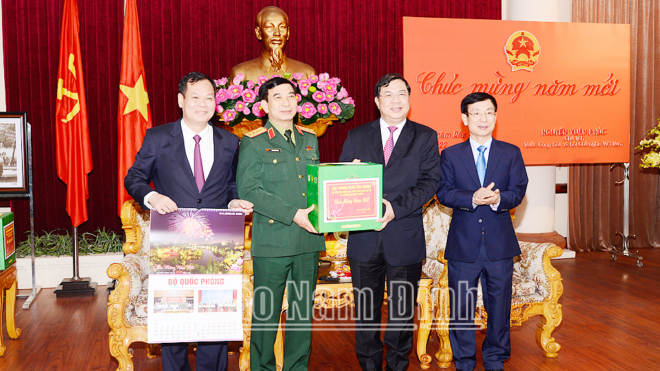 Đại tướng Phan Văn Giang chúc Tết Đảng bộ, chính quyền và nhân dân tỉnh Nam Định nhân dịp Xuân Nhâm Dần 2022.