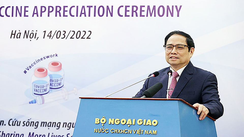 Thủ tướng Chính phủ Phạm Minh Chính phát biểu tại buổi gặp các đối tác quốc tế.  Ảnh: Dương Giang/TTXVN