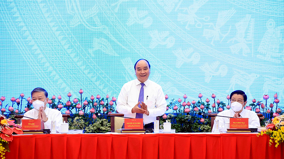 Chủ tịch nước Nguyễn Xuân Phúc chủ trì hội thảo.  Ảnh: Thống Nhất - TTXVN