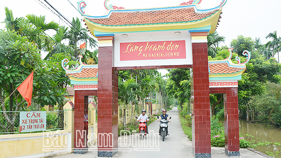 Cổng làng Hoành Đồn, xã Hải Đường (Hải Hậu).