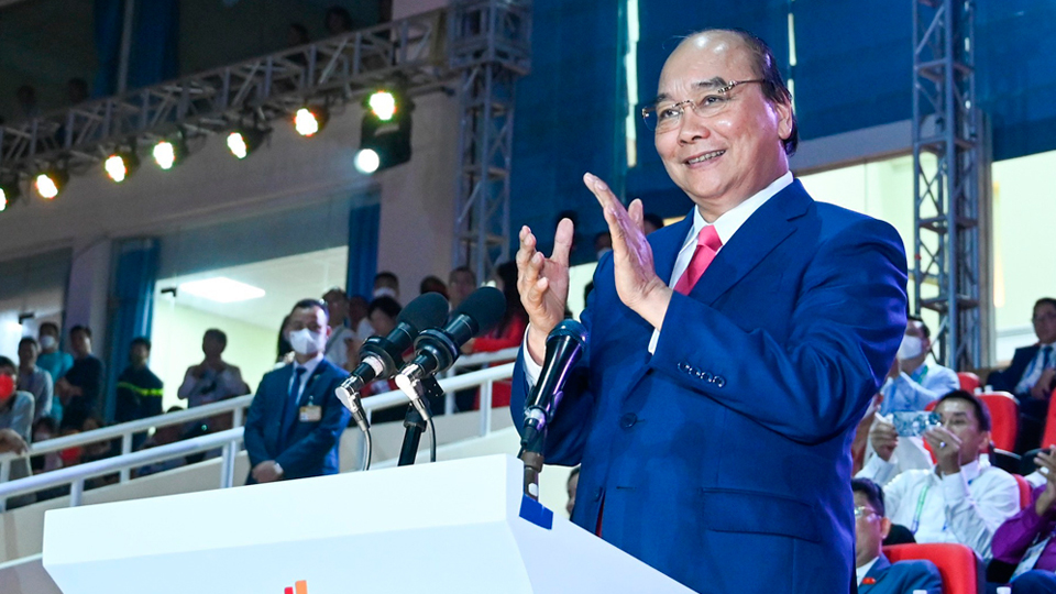 Chủ tịch nước Nguyễn Xuân Phúc tuyên bố khai mạc SEA Games lần thứ 31 tại Việt Nam.