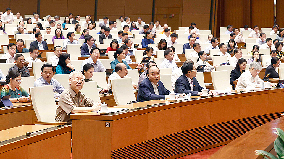 Tổng Bí thư Nguyễn Phú Trọng, các đồng chí lãnh đạo Đảng, Nhà nước cùng các đại biểu dự phiên họp.  Ảnh: Trí Dũng/TTXVN