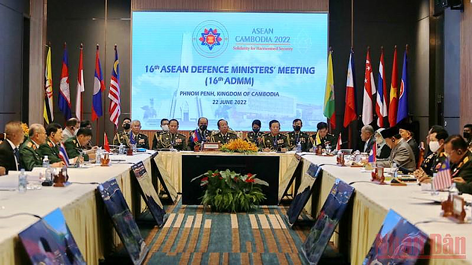 Hội nghị Bộ trưởng Quốc phòng các nước ASEAN lần thứ 16 diễn ra tại Phnom Penh, Campuchia. (Ảnh: Nguyễn Hiệp) 