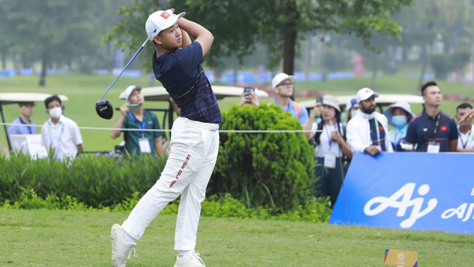 Tay golf trẻ Nguyễn Anh Minh của Việt Nam thi đấu tại SEA Games 31. (Ảnh: Vietnamgolfclubs)