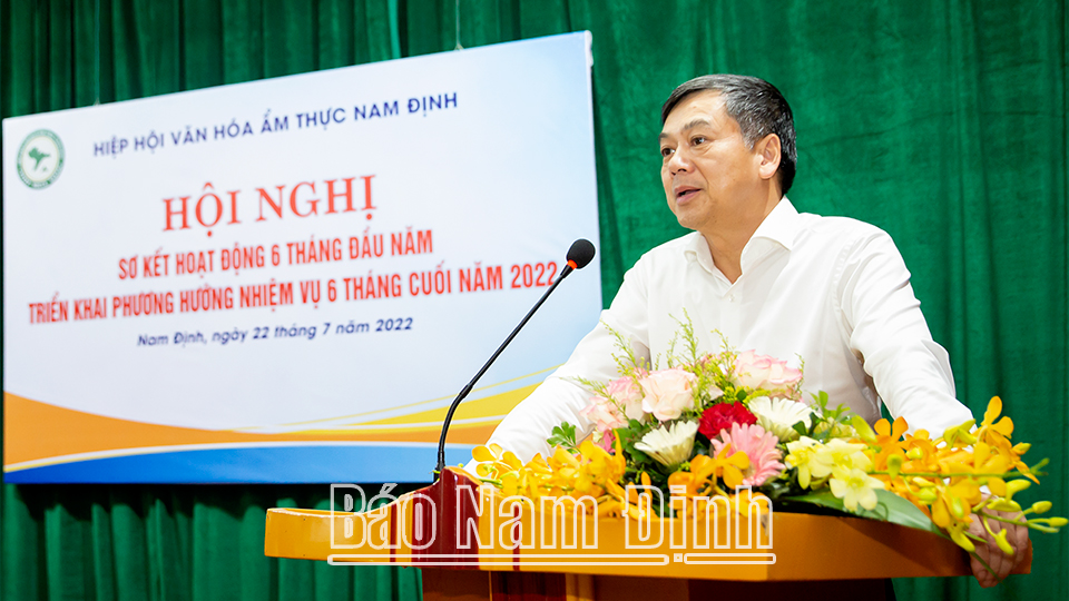 Đồng chí Trần Lê Đoài, TUV, Phó Chủ tịch UBND tỉnh phát biểu chỉ đạo hội nghị
