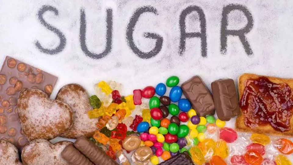 Ăn quá nhiều đường có thể làm tăng tình trạng viêm.
