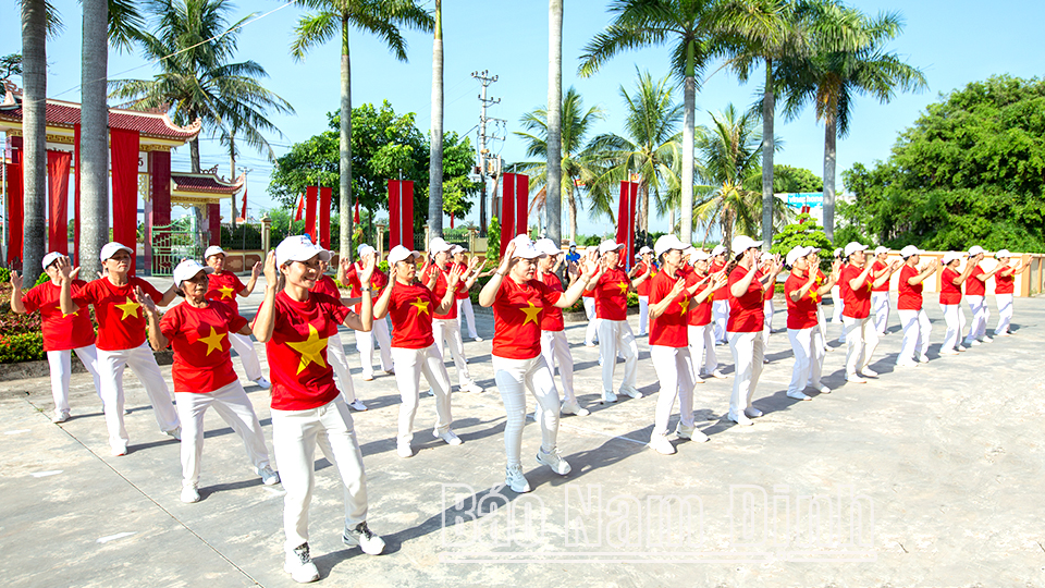 Nhảy dân vũ trong Ngày hội TDTT xã Hải Lý (Hải Hậu) năm 2022.