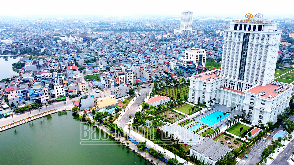 Thành phố Nam Định đang tập trung xây dựng đô thị thông minh, văn minh, hiện đại.  Ảnh: Hoàng Tuấn