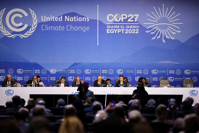 Phiên toàn thể bế mạc COP27 ngày 20-11.
Ảnh: Reuters