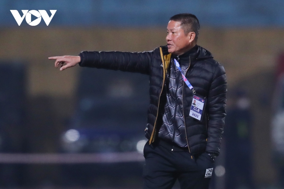 HLV Chu Đình Nghiêm và Hải Phòng nhận thất bại 0-2 trước Hà Nội FC ở Siêu cúp Quốc gia 2022.
