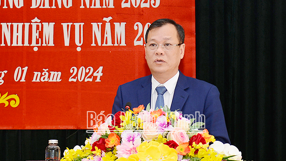 Đồng chí Phó Bí thư Thường trực Tỉnh ủy Lê Quốc Chỉnh phát biểu chỉ đạo tại hội nghị. 

