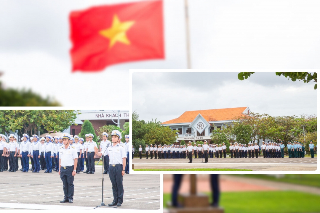 Quang cảnh lễ chào cờ đầu năm ở Đảo Trường Sa.