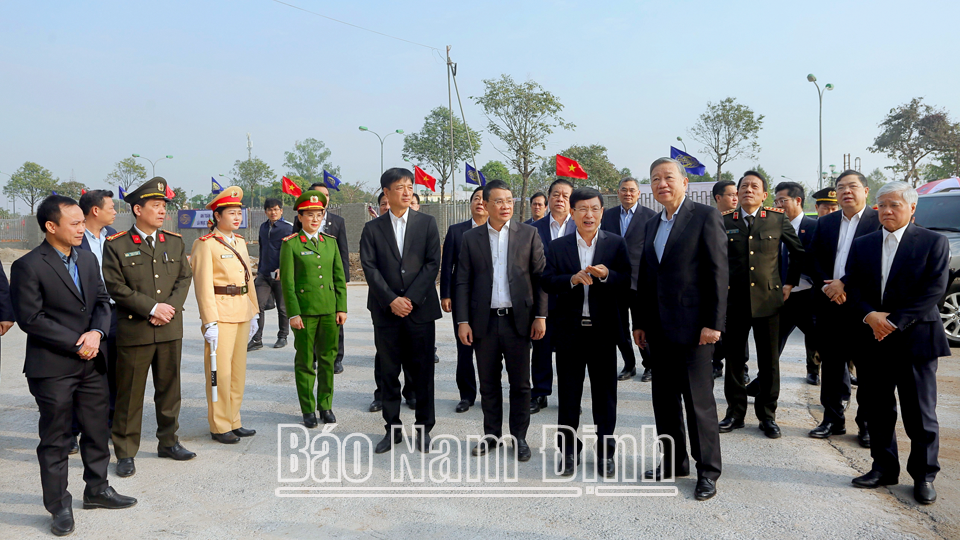 Tổng Bí thư Tô Lâm cùng Đoàn công tác của Trung ương; các đồng chí lãnh đạo tỉnh thăm công trình Bệnh viện Đa khoa tỉnh Nam Định (ĐT 1)