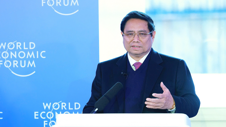 Thủ tướng Phạm Minh Chính
đối thoại chính sách đặc biệt tại WEF Davos