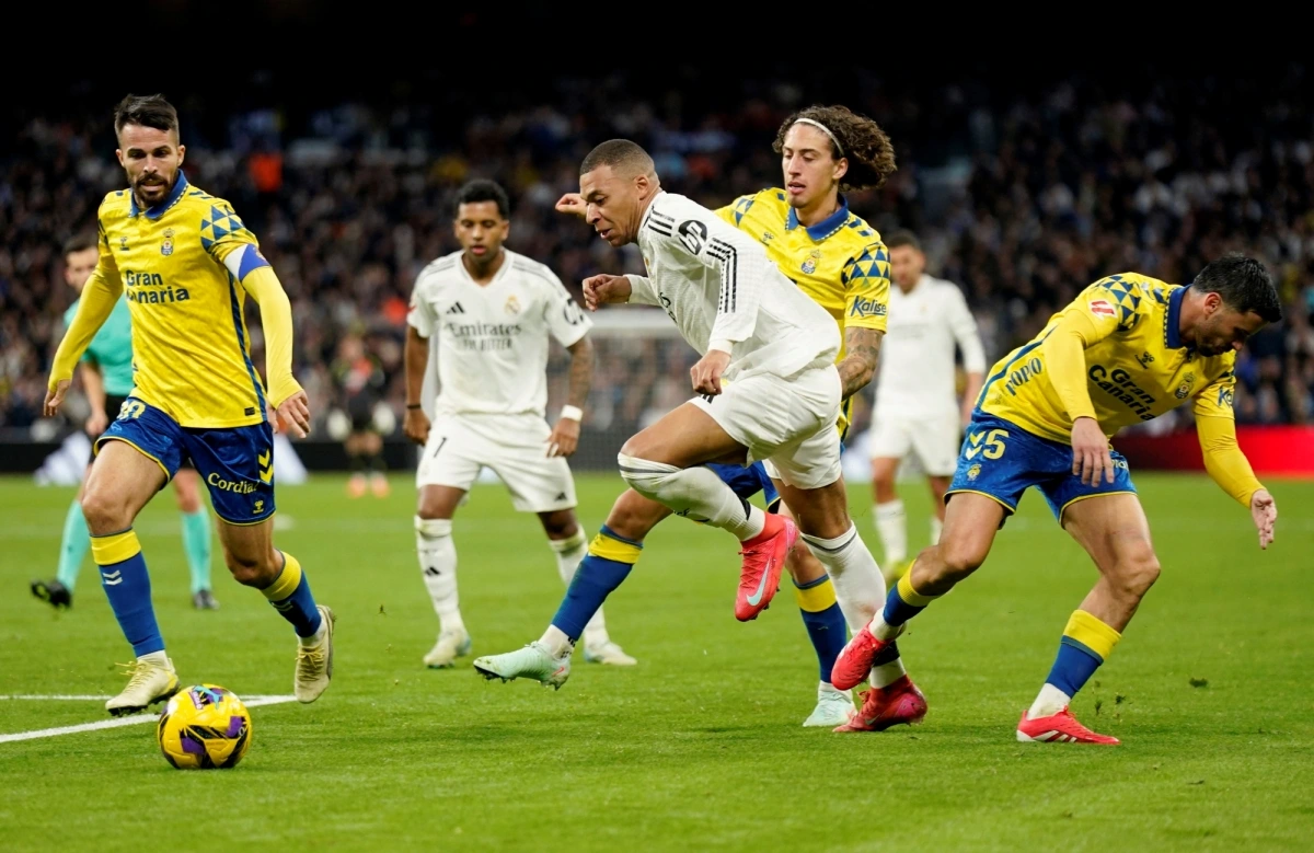 Real Madrid khởi đầu không tốt trước Las Palmas (Ảnh: Reuters).