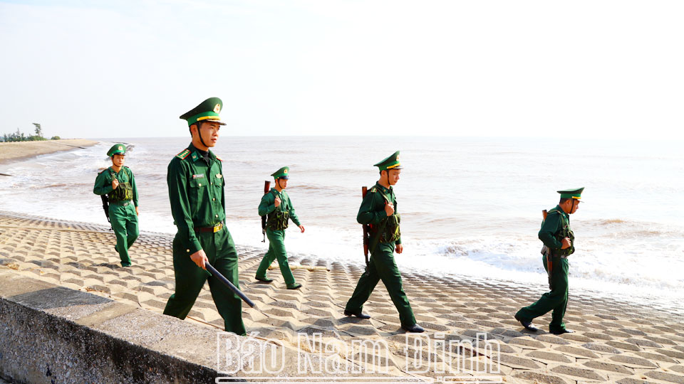 Đồn Biên phòng Cửa khẩu cảng Hải Thịnh tổ chức tuần tra đảm bảo an ninh trật tự tuyến biên giới biển.