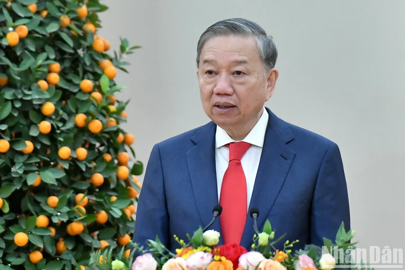 Tổng Bí thư Tô Lâm phát biểu giao nhiệm vụ cho các đơn vị và cá nhân tại hội nghị. (Ảnh: ĐĂNG KHOA)