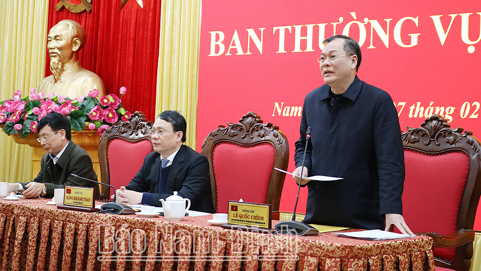 Đồng chí Lê Quốc Chỉnh, Phó Bí thư Thường trực Tỉnh ủy, Chủ tịch HĐND tỉnh, Trưởng đoàn Đoàn đại biểu Quốc hội tỉnh phát biểu chỉ đạo hội nghị.