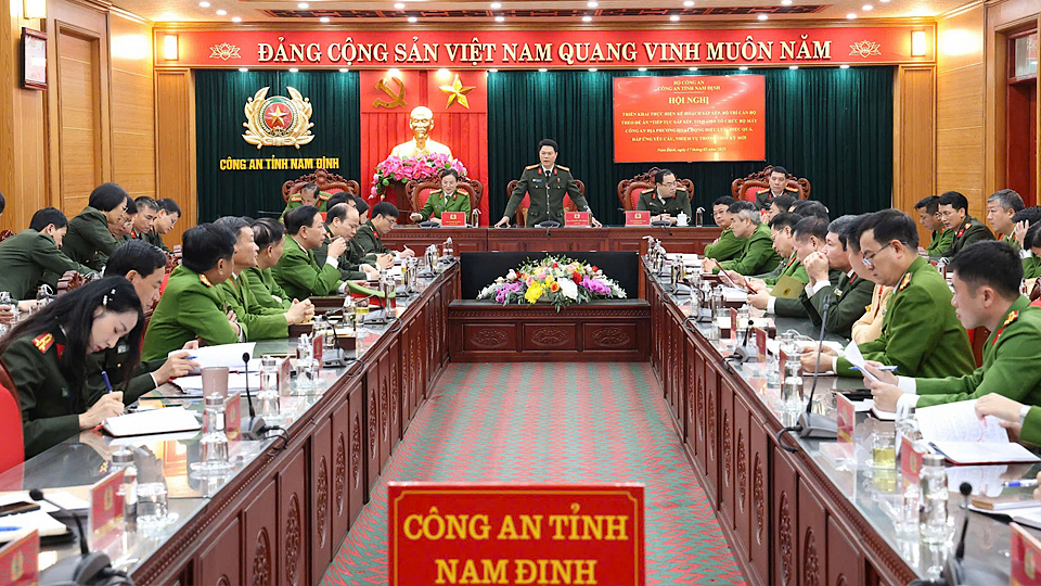 Quang cảnh hội nghị. 